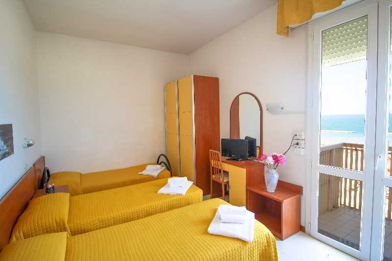 Hotel Carnaby Rimini Ngoại thất bức ảnh