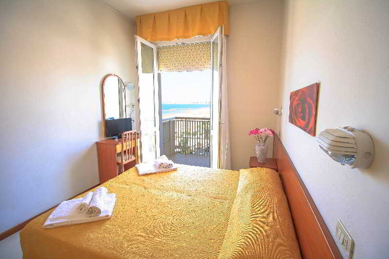 Hotel Carnaby Rimini Ngoại thất bức ảnh